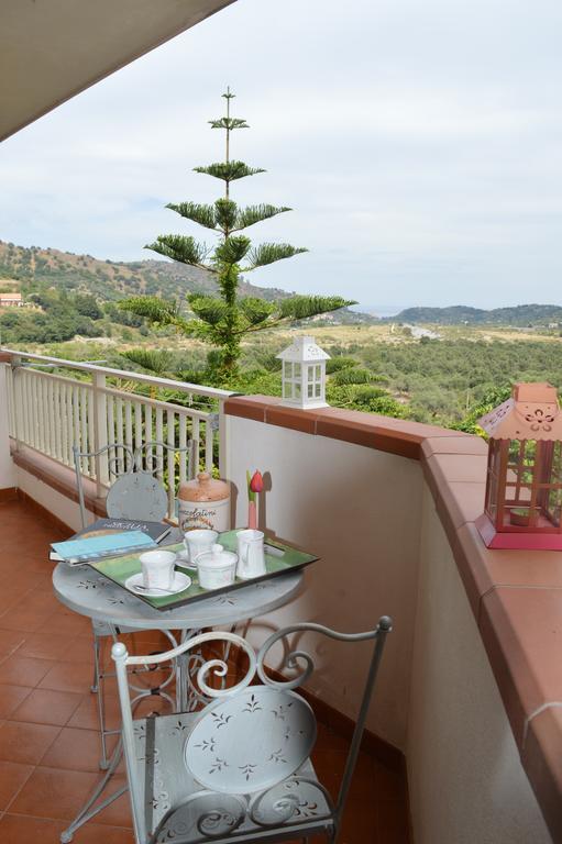 Ferienwohnung La Casa Di Giulia Forza dʼAgro Exterior foto